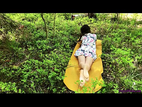 ❤️ Un străin de pe Tinder îmi masturbează păsărica și o fute cu pasiune în pădure ️❌ at porn ro.befuck-net.ru ❤